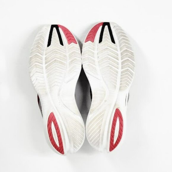 SAUCONY Kinvara 12 Women’s Running Shoes Size 8 Cherry silver Size 8 EUC - Picture 8 of 9